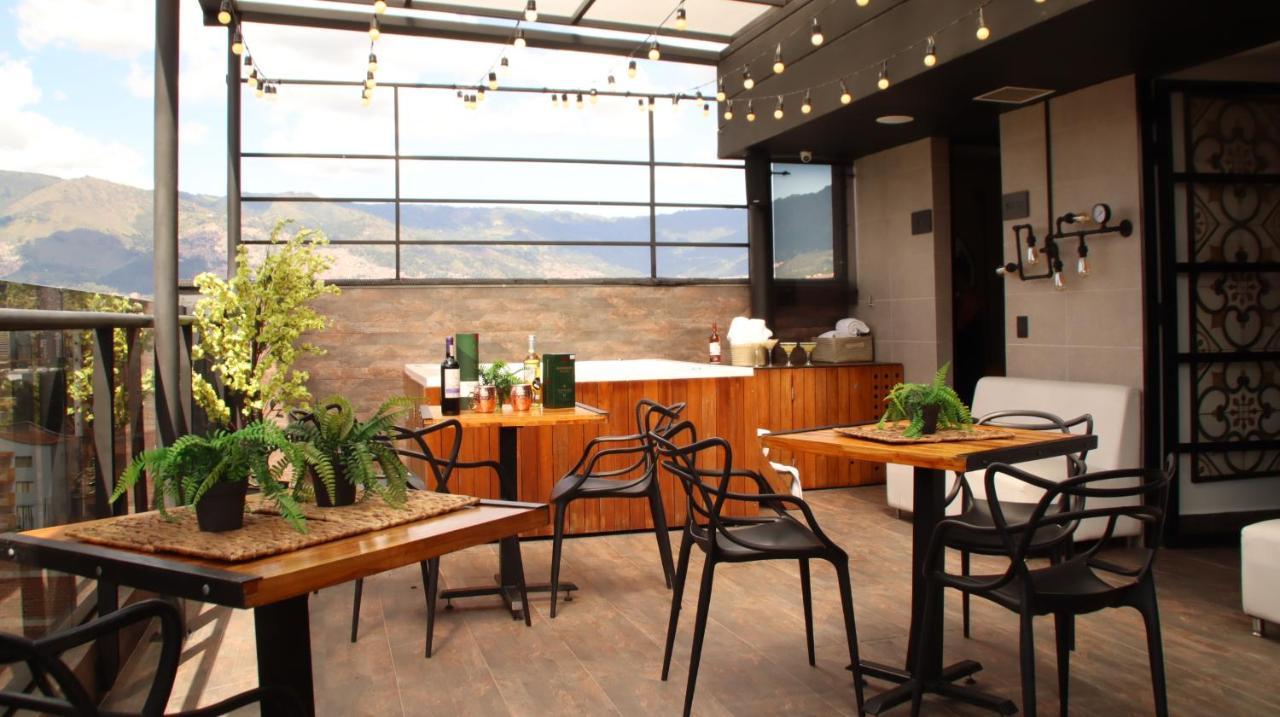 Vpv Suites Medellin Exterior photo